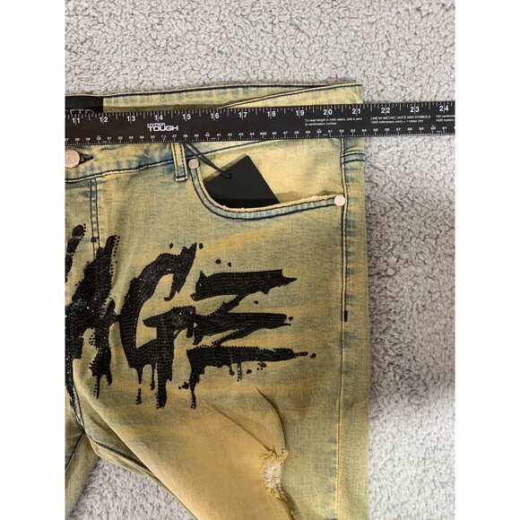 GFTD Los Angeles Men's Jeans Savage Wearable Art 42 Distressed Embellished NWT - Picture 10 of 12